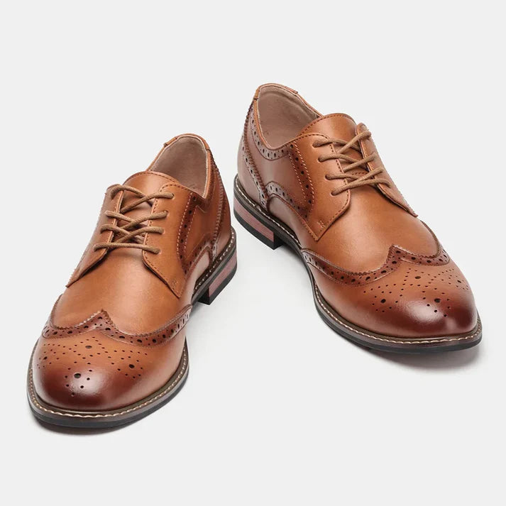 Brogue Wingtip Cognac — Colección Clásica Zenvaro
